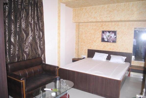 Hotel Surya Jumri Tilaiya Экстерьер фото