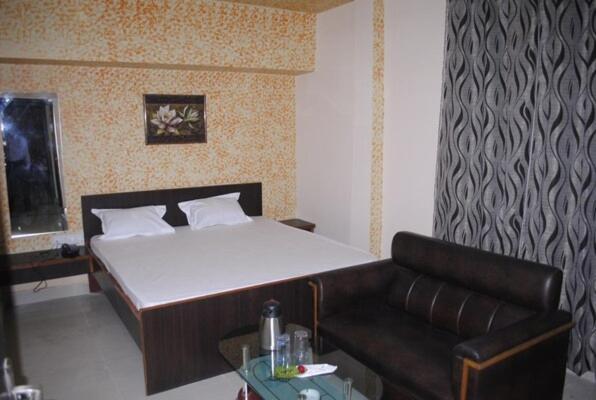 Hotel Surya Jumri Tilaiya Экстерьер фото